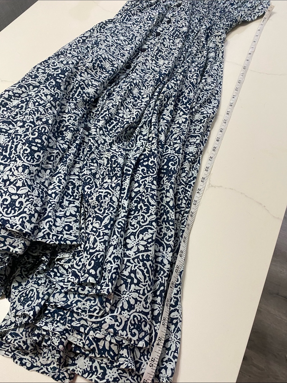 Chelsea & Theodore NWT Blue and White Floral-Print Sleeveless Midi Dress Medium - Picture 6 of 8